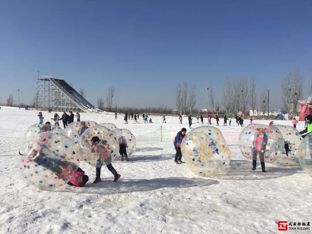 滑雪团建活动 滑雪团建活动