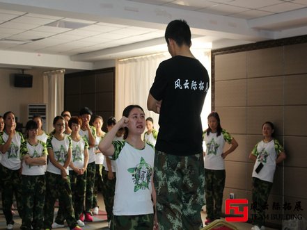 拓展训练项目领袖风采活动精彩图片