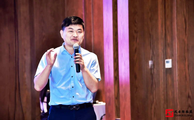 活动保创始人李伟老师 活动保创始人李伟老师